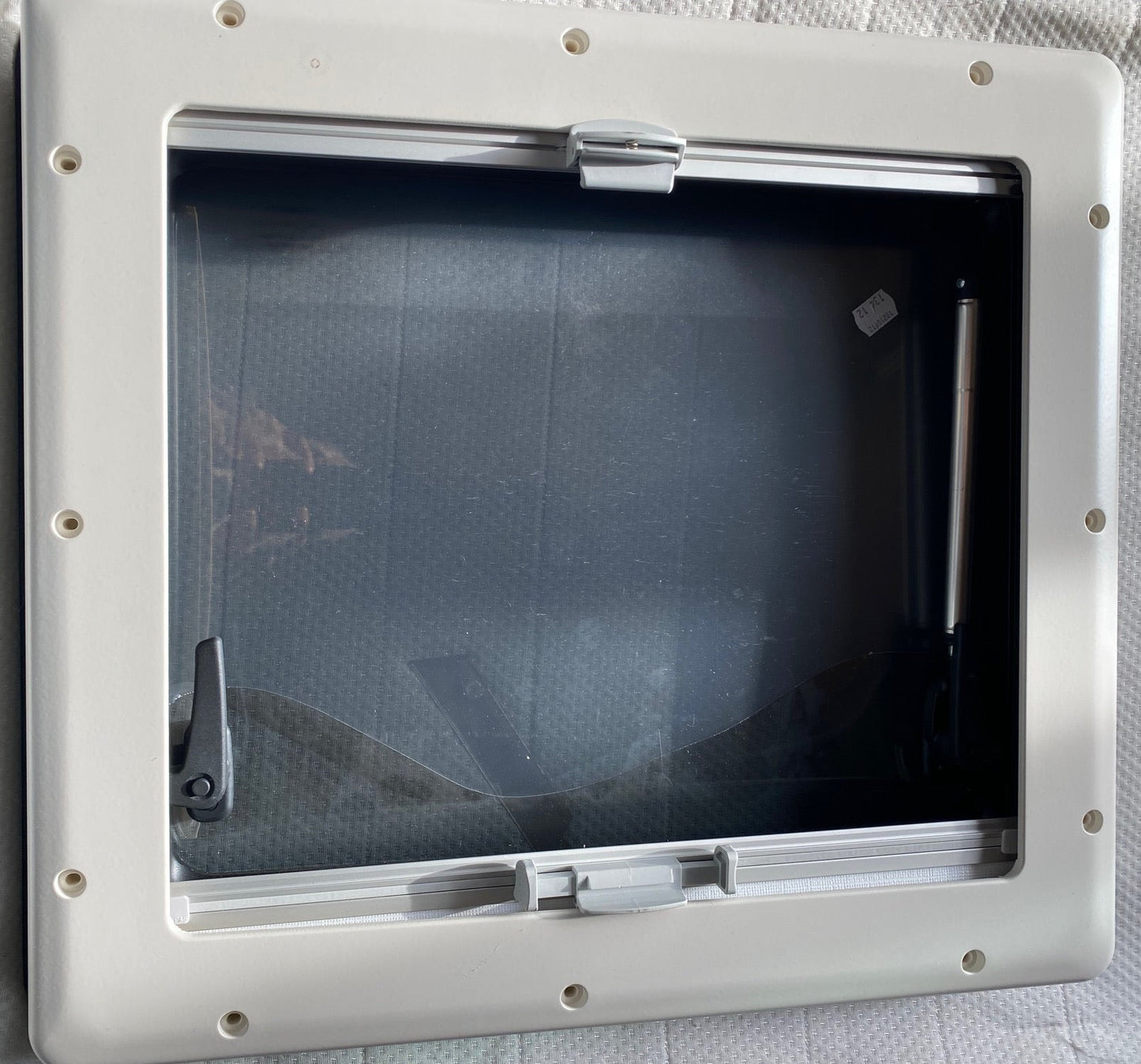 Dometic S4 Ausstellfenster, 500x450mm 70% getönt